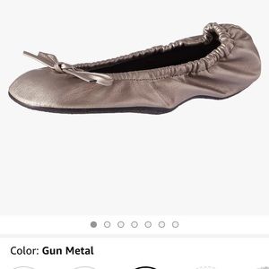 Women shoes Sidekicks Heelin Good gun metal size 7-8 medium NWT